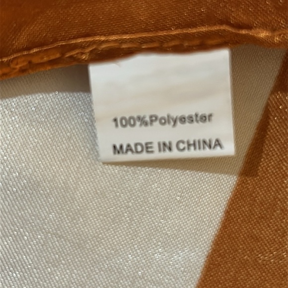 2229- Women's Scarf Orange Cream And Green Colors NWT - Picture 7 of 8